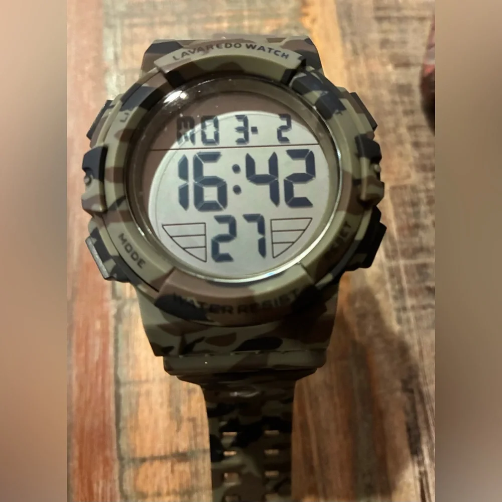 Lavaredo Mens Digital Military Sports Watch
